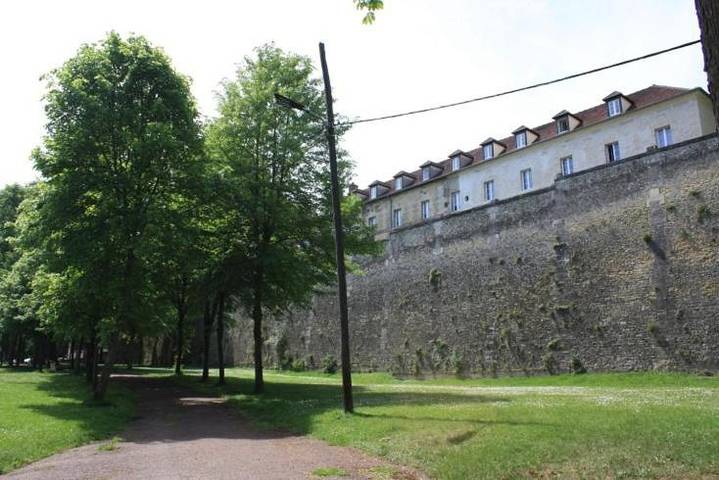 Gîte pour 2 personnes à Clermont (Oise) - 2