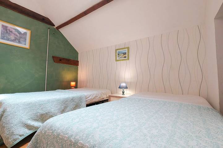 Gîte pour 6 personnes, avec piscine et jardin dans Le Menoux - 4
