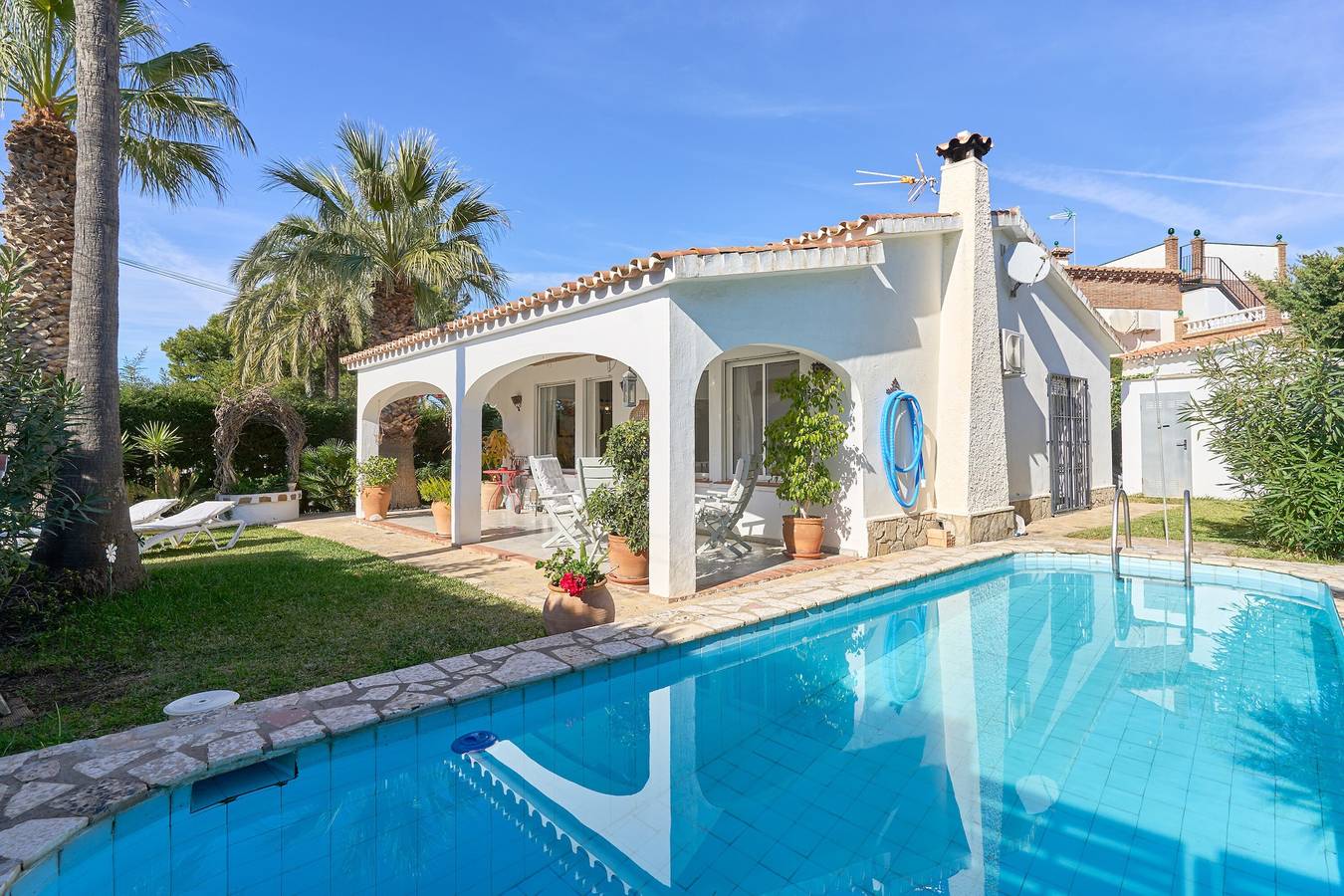 Maison de vacances 'La Sirenita' avec vue mer, wifi et climatisation in Urbanización Villa del Mar, Vélez-Málaga