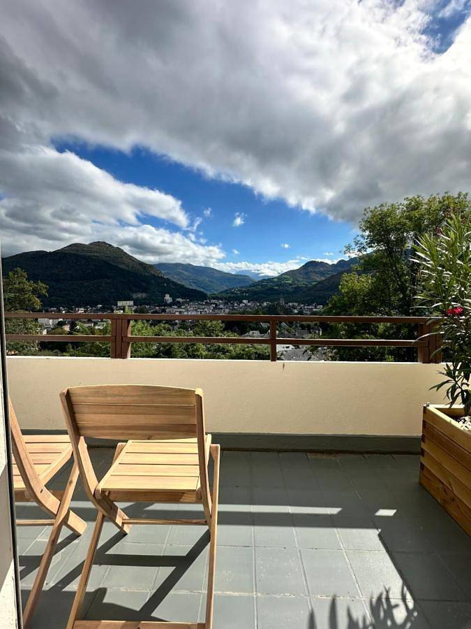 Chambre d’hôte pour 2 personnes, avec piscine et vue ainsi que jardin et terrasse à Lourdes - 3