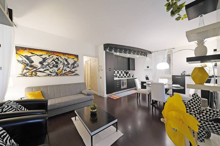 Apartamento entero, Downtown Apartment in Saló, Montañas Garda