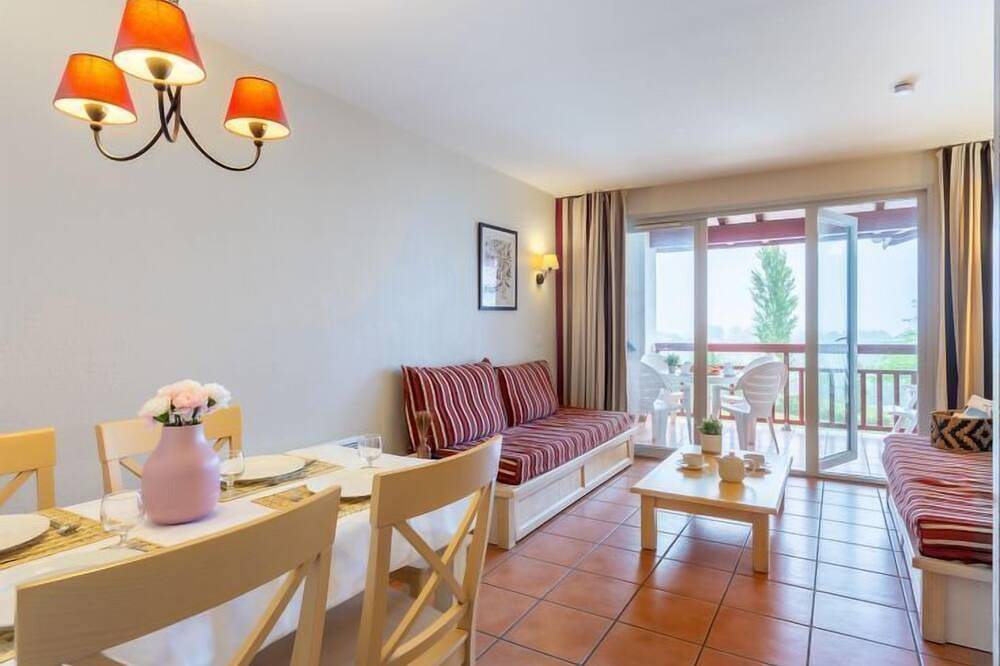 Apartamento entero, Les Terrasses d'Arcangues by Interhome in Arcangues, Region de Bayona