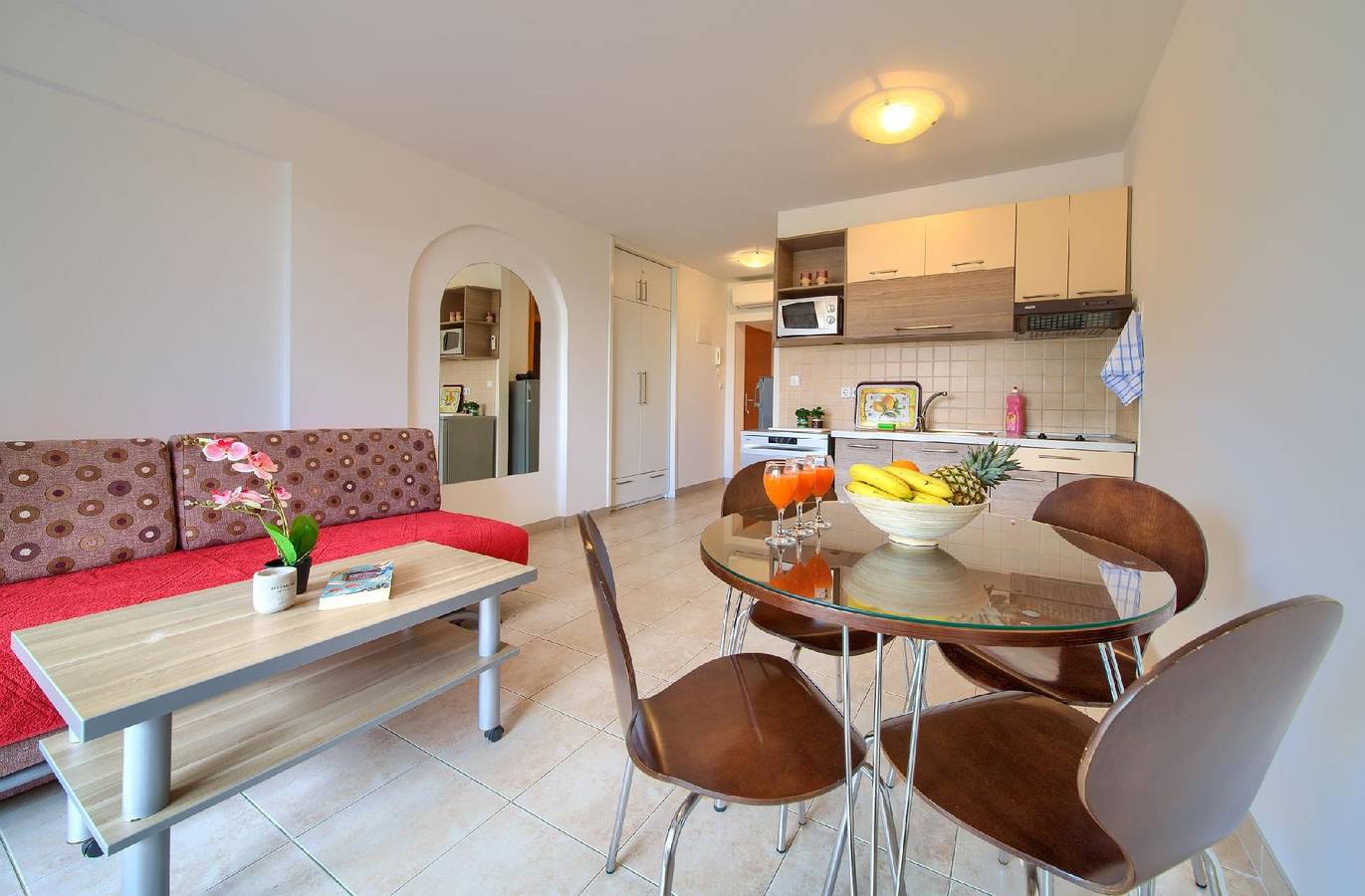 Ganze Ferienwohnung, Appartement mit Terrasse in Silo (Krk), Krk