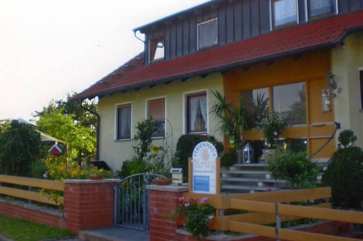 Ganze Wohnung, Schöne Ferienwohnung mit Terrasse für 1-3 Personen in Muhr am See, Fränkisches Seenland