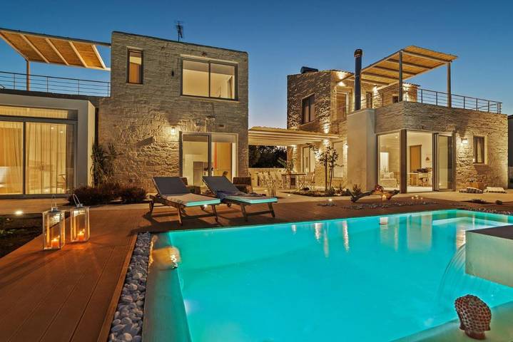 Location de vacances pour 12 personnes, avec piscine ainsi que vue et jardin dans Almirida - 3