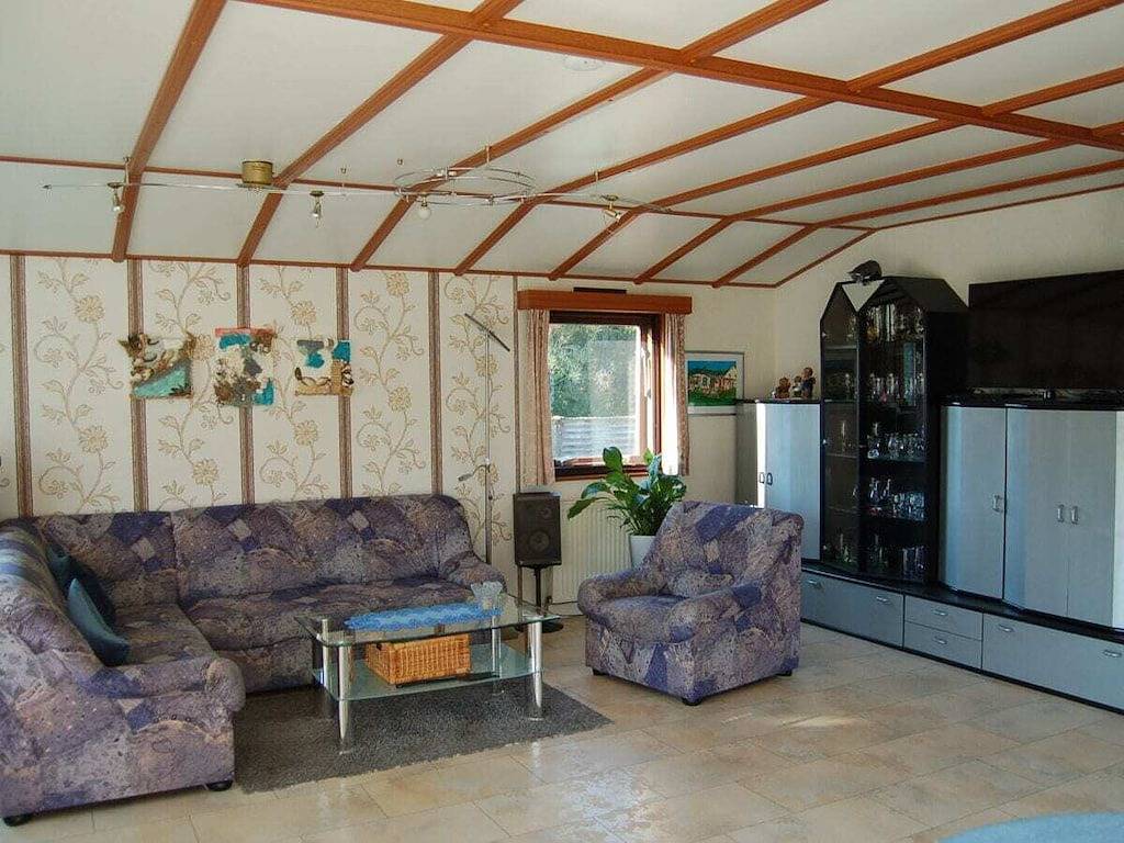 Ganze Wohnung, Bungalow in Lübs mit Schwimmbecken in Lübs, Vorpommern Greifswald