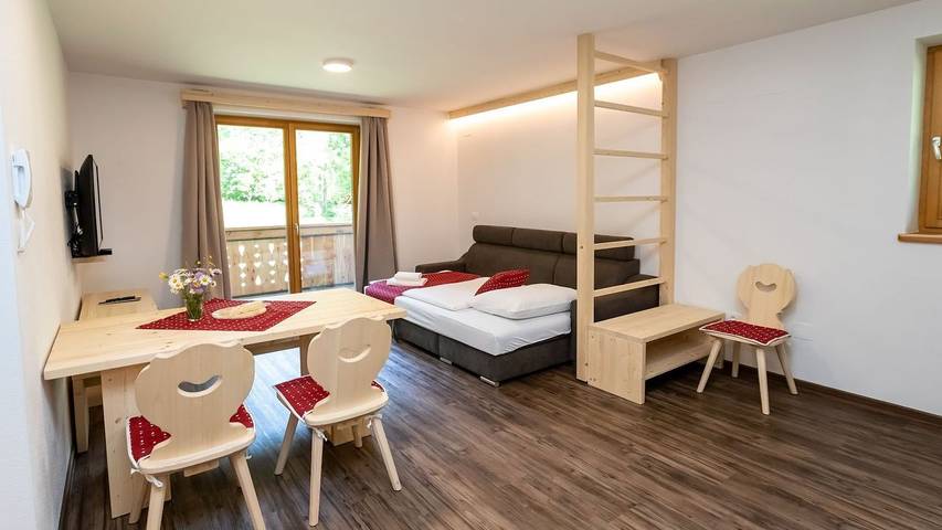 Appartamento per 5 persone, con giardino e terrazza in Alpi Giulie