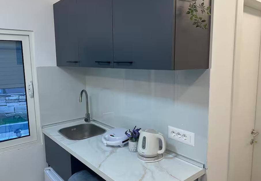 Dajti National Park House, Sleeps 7 with Aircon in Tiranë, Albanien