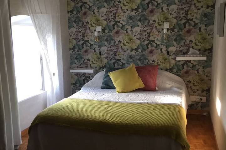 Location de vacances pour 9 personnes, avec terrasse et jardin à Mirabel-et-Blacons - 3