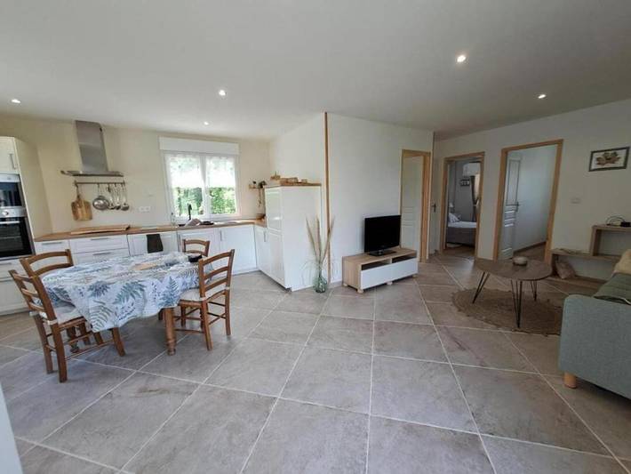 Location de vacances pour 4 personnes, avec piscine ainsi que terrasse et jardin à Saint-Aulaye - 3