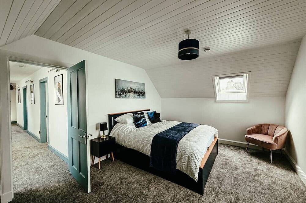 New to Vrbo: Luxury Seafront Stay in Central Lerwick W/ Parking in Shetland Inseln