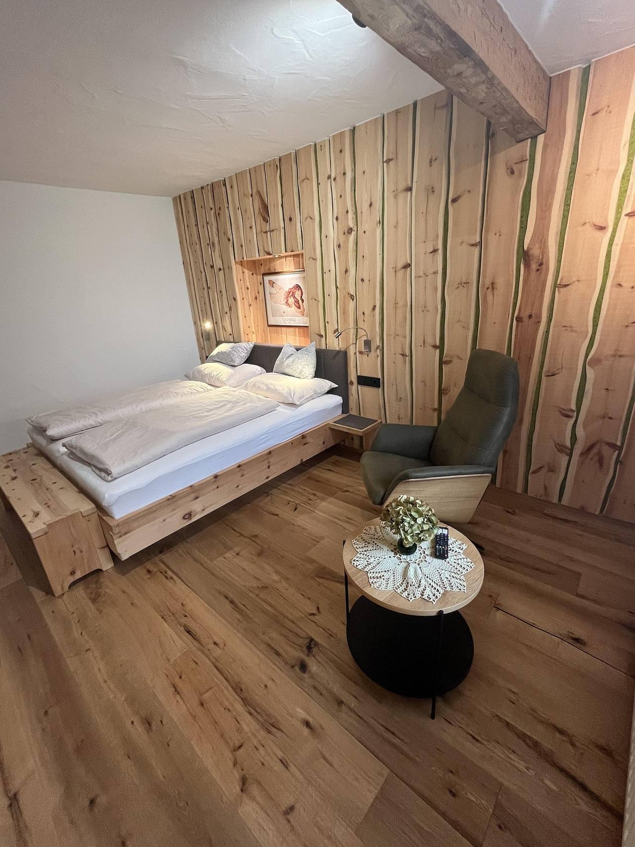 Doppelzimmer "Zirbennest", Dusche, Wc in Schobergruppe, Ainet