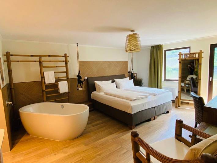 Hotel für 2 Personen, mit Terrasse und Garten, kinderfreundlich an der Burg Eltz - 3