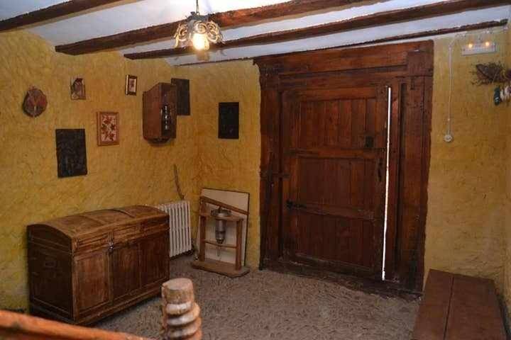 Casa de vacaciones para 6 personas, con piscina y balcón en Rincón de Ademuz - 3