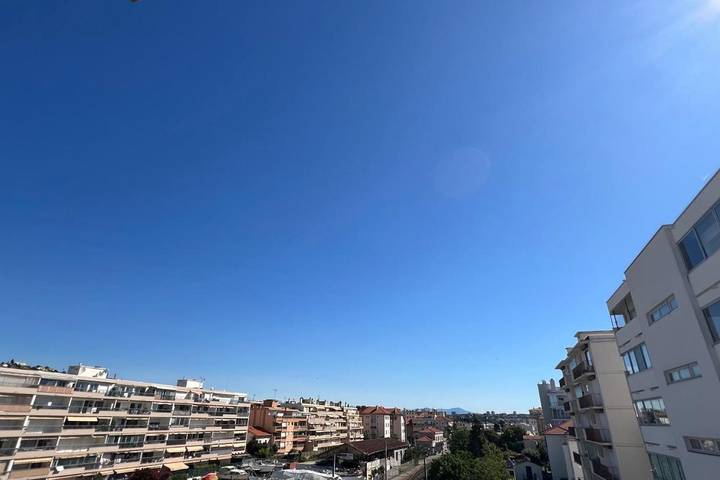 Gîte pour 4 personnes dans Office De Tourisme De Golf Juan - 3