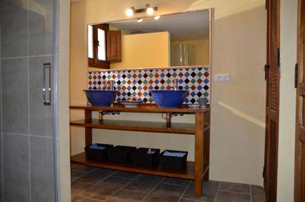 Triple Room with Private External Bathroom in Bubión, Cordillera Penibética