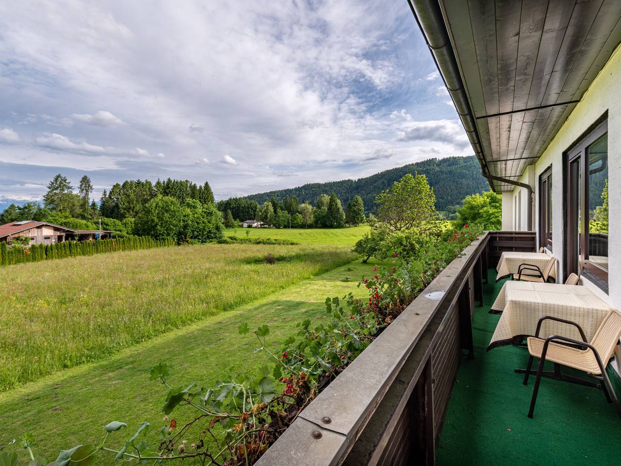 Geheel appartement, Villa Therese in Moosburg (Oostenrijk), Klagenfurt-Land