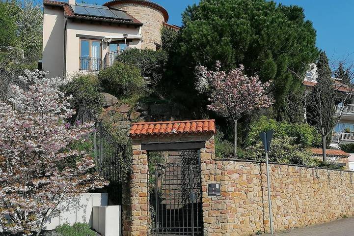 Ferienwohnung für 2 Personen, mit Garten in Hambach (Neustadt)