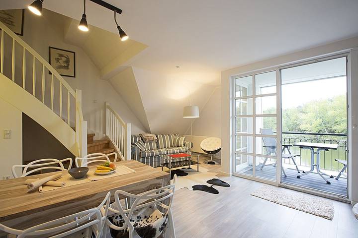 Ferienwohnung für 4 Personen, mit Balkon und Balkon/Terrasse sowie Sauna und Seeblick in Benz