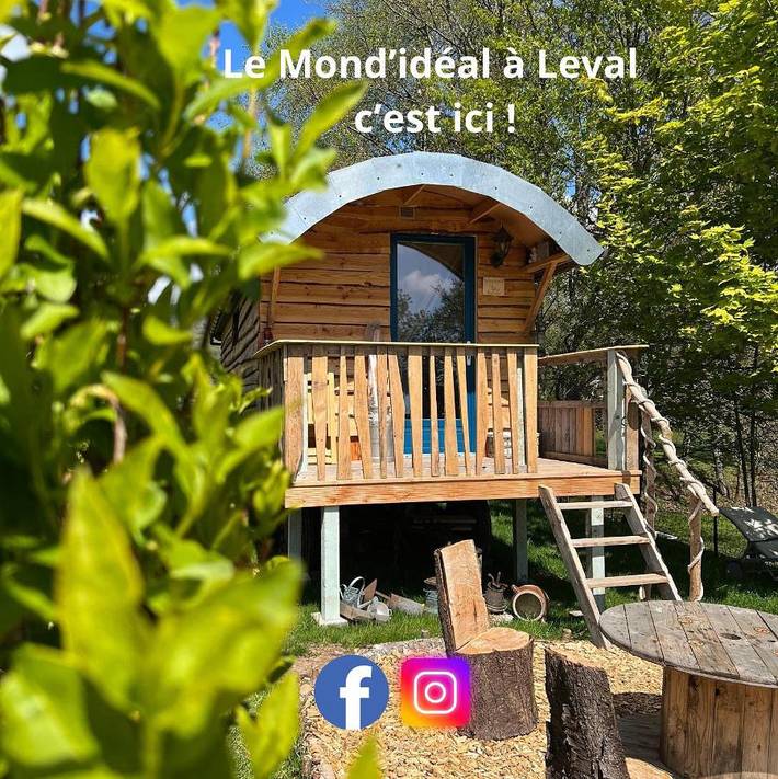 Chambre d’hôte pour 4 personnes, avec Balcon et Terrasse ainsi que Jardin et Vue
