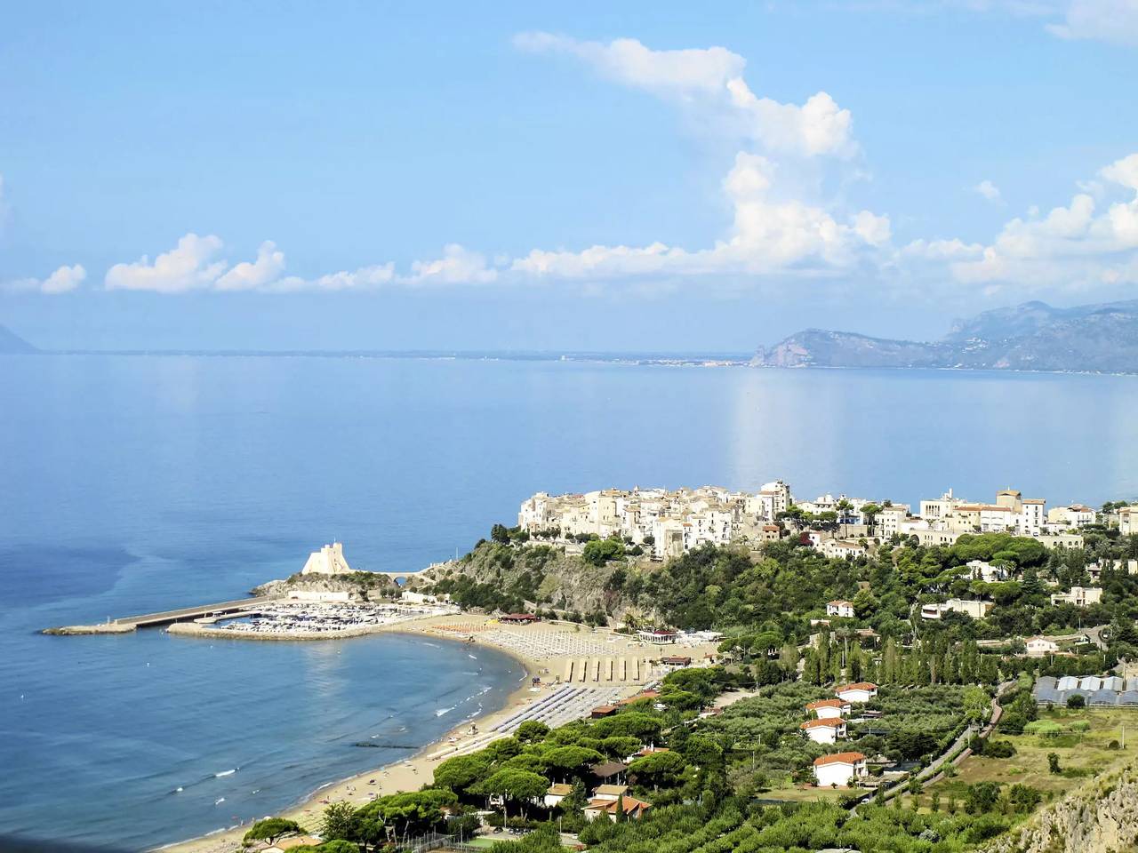 Entire apartment, 2 Pièces 2 Personnes in Sperlonga, Latina Province