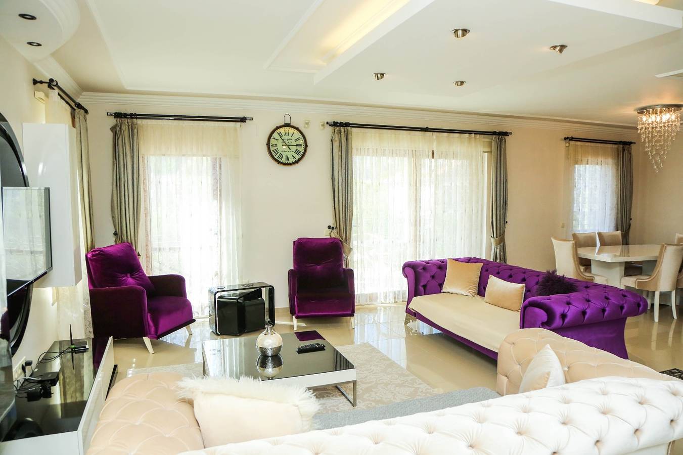 Hot tub-Fireplace-Pets-Sleeps 11-Bbq-Pool-Parking in Ortaca, Türkische Ägäis