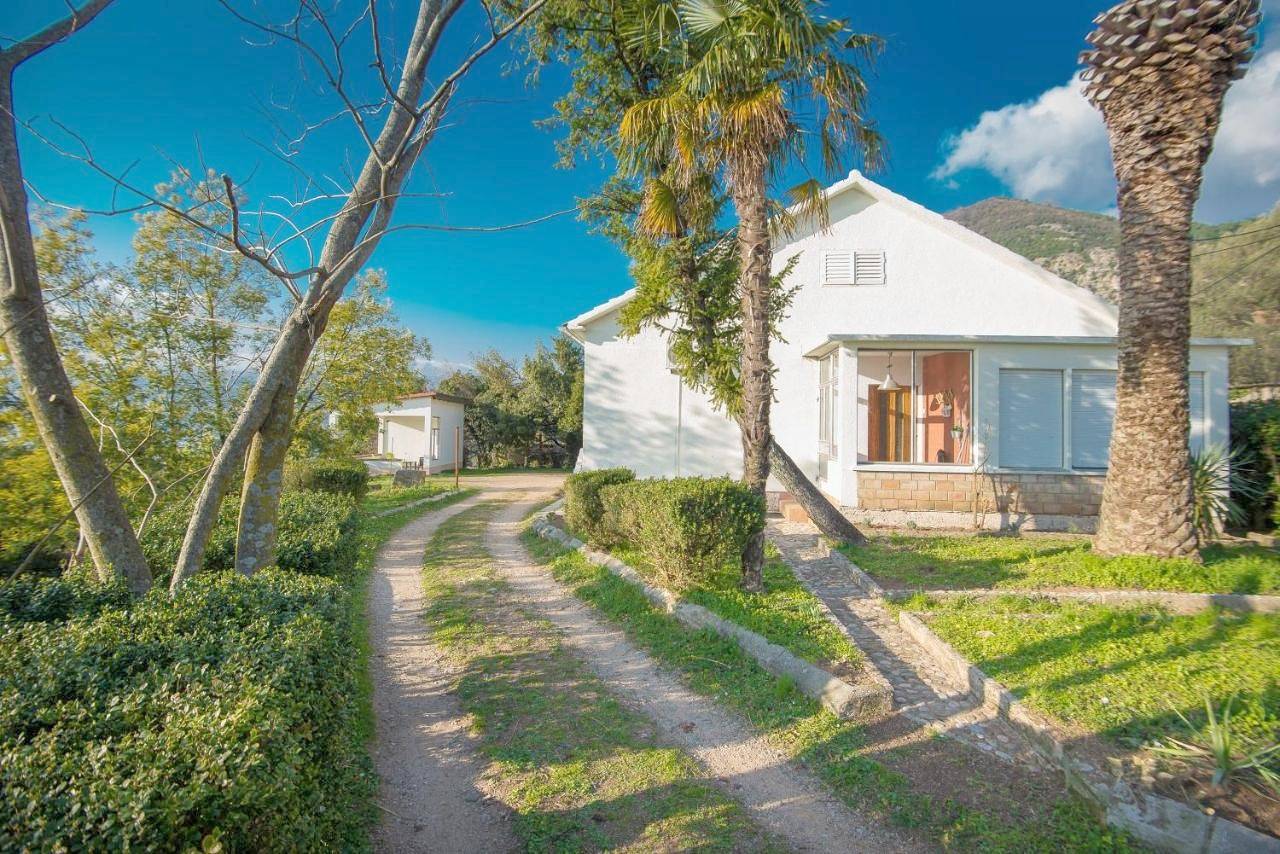 Holiday Home Nives in Tivat, Bay of Kotor
