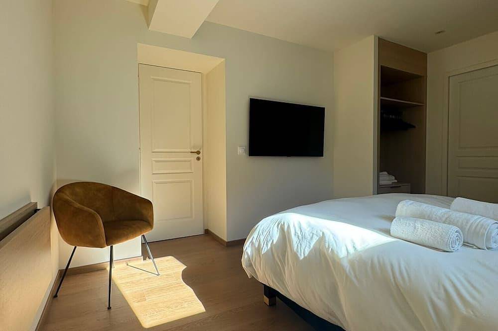 Ganze Wohnung, Residence Villabellefleur-Apartment L'Edelweiss in Château-Queyras, Château-Ville-Vieille