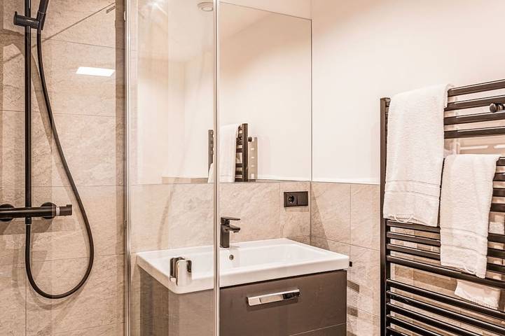 Ferienwohnung für 4 Personen, mit Balkon und Sauna sowie Whirlpool in Lermoos - 3