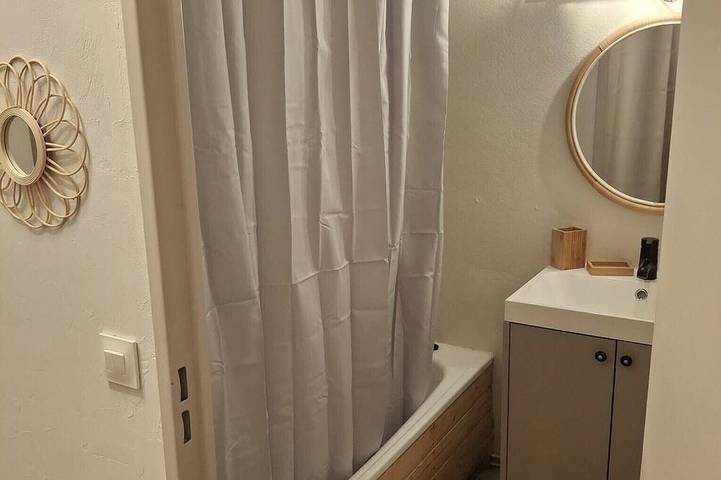 Gîte pour 5 personnes, avec jardin dans Marcoux - 4