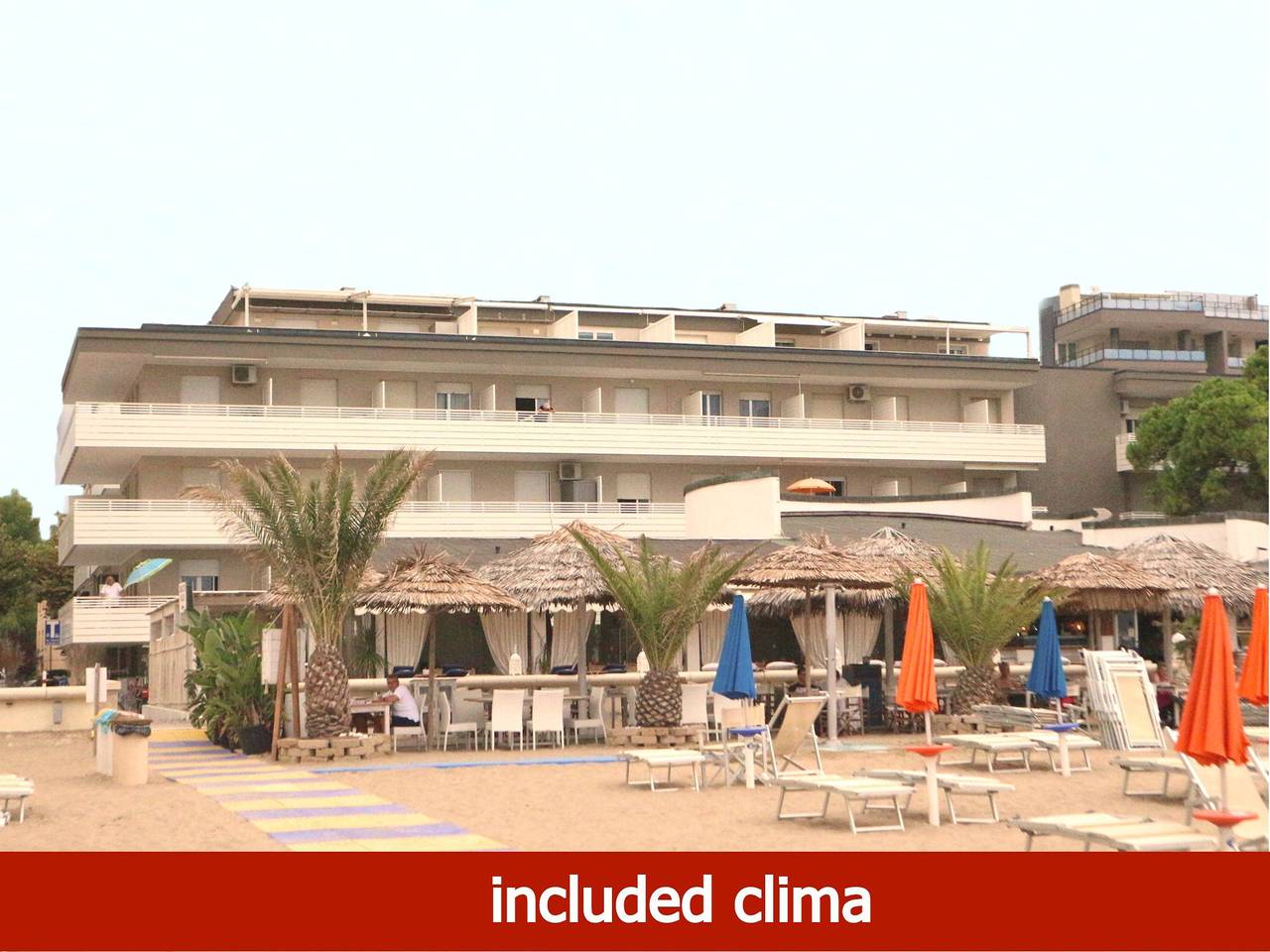 Appartamento intero, Appartamento accogliente: Parcheggio, WiFi, TV, AC, 1 km dalla spiaggia in Lignano Sabbiadoro, Provincia d'Udine