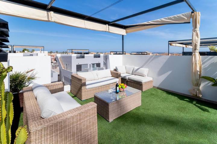 Casa rural para 6 personas, con vistas además de piscina y terraza en Rojales - 3