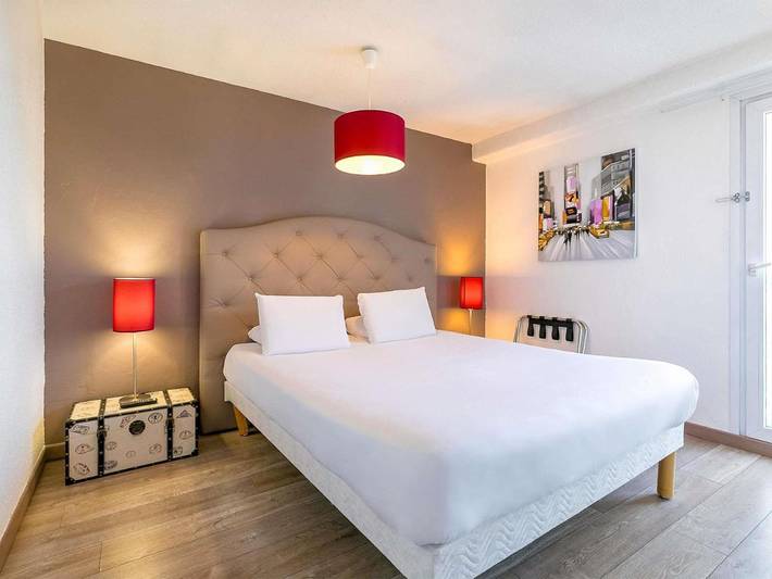 Hôtel pour 2 personnes, avec jardin à Longvic - 2