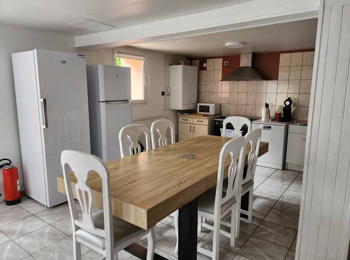Gîte pour 10 personnes, avec terrasse ainsi que piscine et jardin, animaux acceptés à Carcassonne - 4