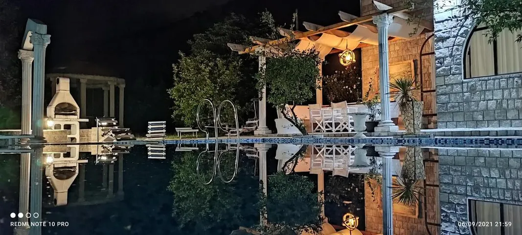 Villa für 10 Personen, mit Whirlpool und Garten sowie Pool - 1