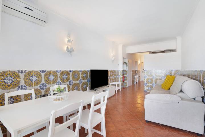 Gîte pour 4 personnes, avec balcon dans Monte Gordo - 4