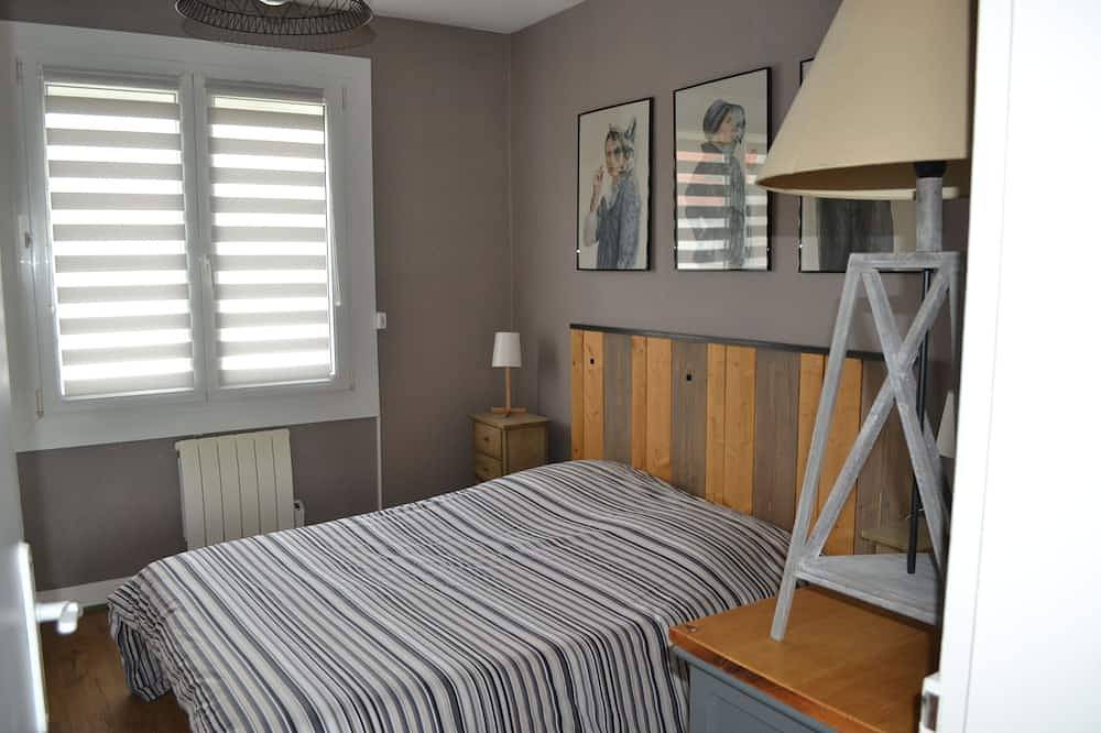 Entire apartment, Bright apartment with balcony facing the sea 4 people. Classified ⭐️⭐️⭐️ Wifi in Le Portel, Boulogne-sur-Mer region