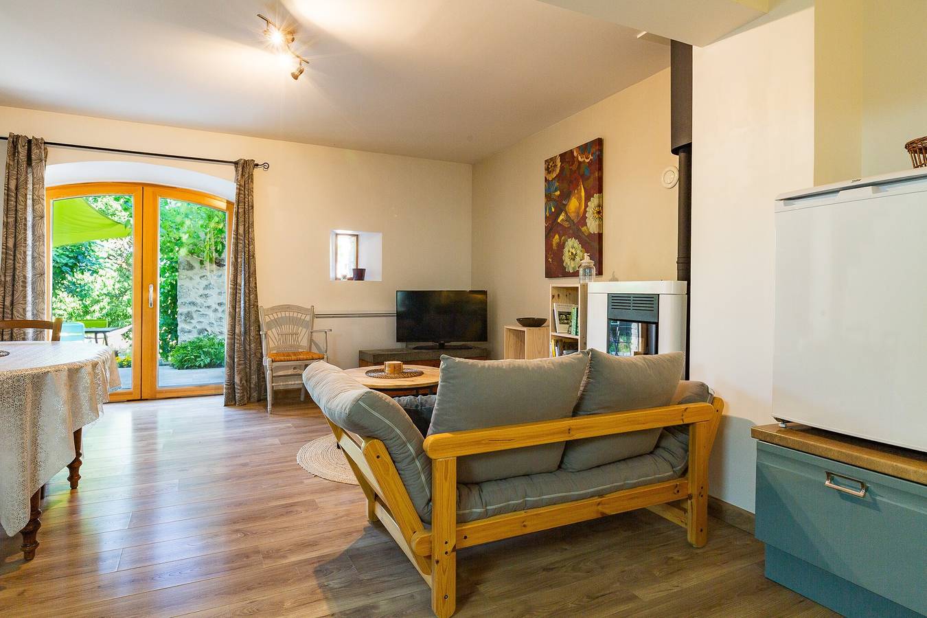 Gîte « La Peyrolle » avec terrasse privée, jardin et Wi-Fi in Aouste-sur-Sye, Région de Die