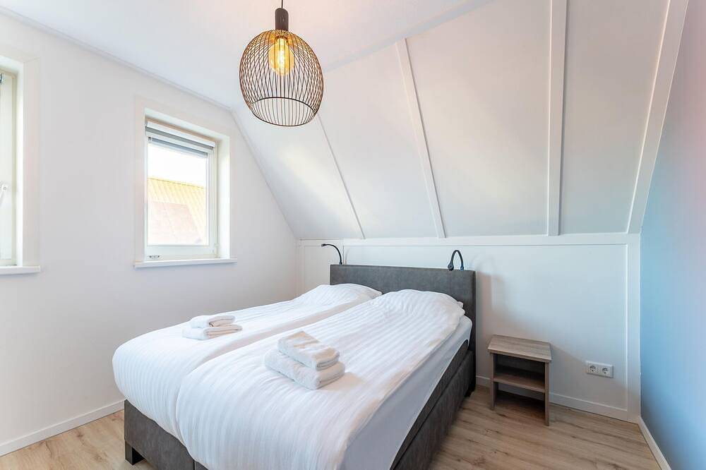 Freistehende Villa mit Garten und Privatsphäre in Scherpenisse, Niederländische Nordsee