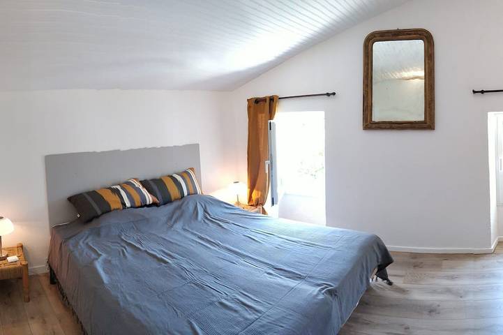 Location de vacances pour 9 personnes, avec terrasse et jardin à Taulis - 2