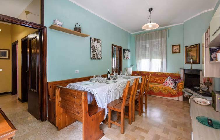 Appartamento intero, Appartamento 1BR con vista e parcheggio. in Città Sant'Angelo e dintorni, Provincia di Pescara
