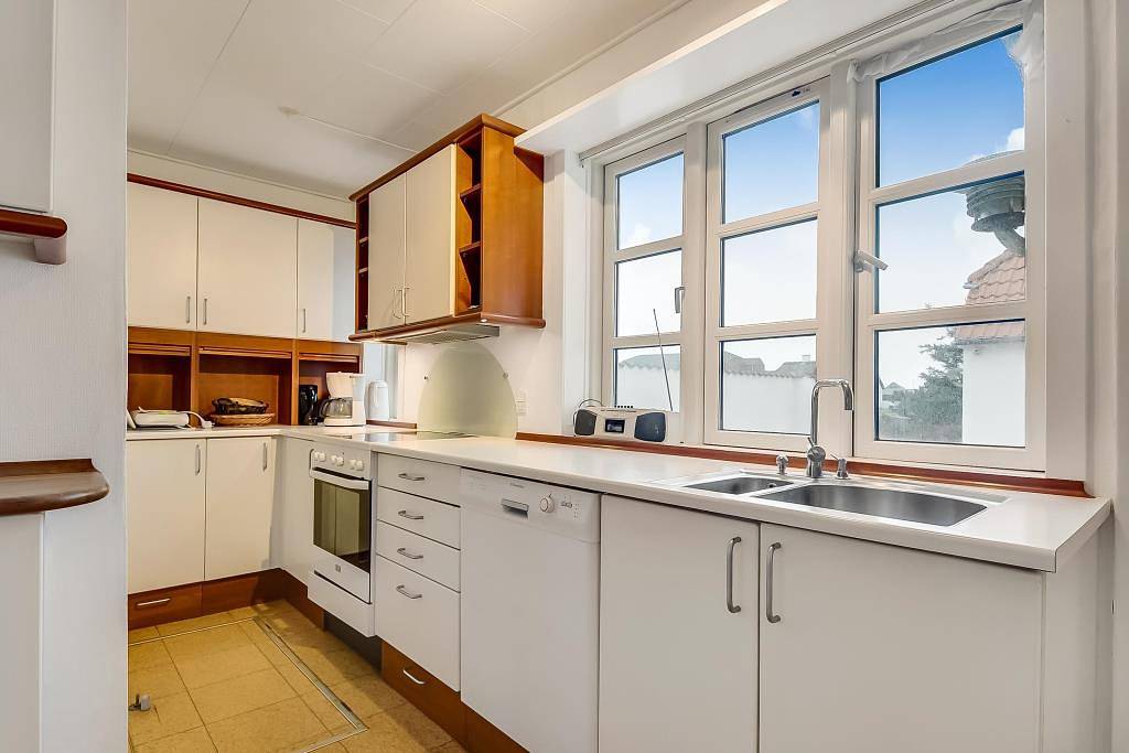 Charming holiday home in the heart of Vedersø Klit - very close to the North Sea beach in Ulfborg, Holstebro Region