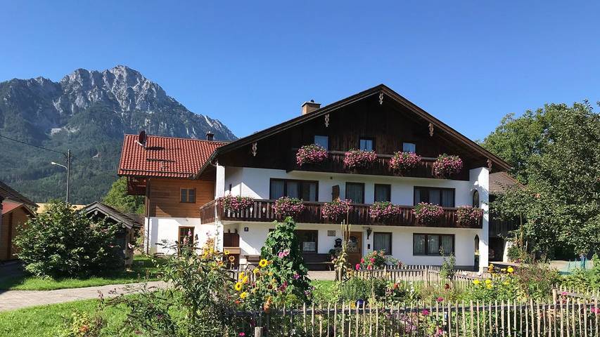 Ferienwohnung für 3 Personen, mit Balkon und Garten, kinderfreundlich in Anger