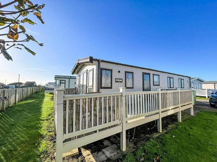 Camping for 6 people, with Terrace in California (Great Yarmouth)