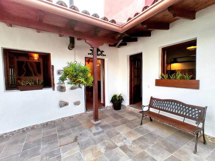 Ferienhaus für 2 Personen, mit Terrasse und Garten sowie Pool in Garachico