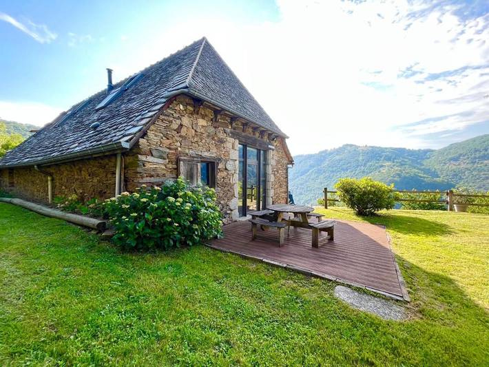 Location de vacances pour 6 personnes, avec jardin et vue dans Montézic - 3