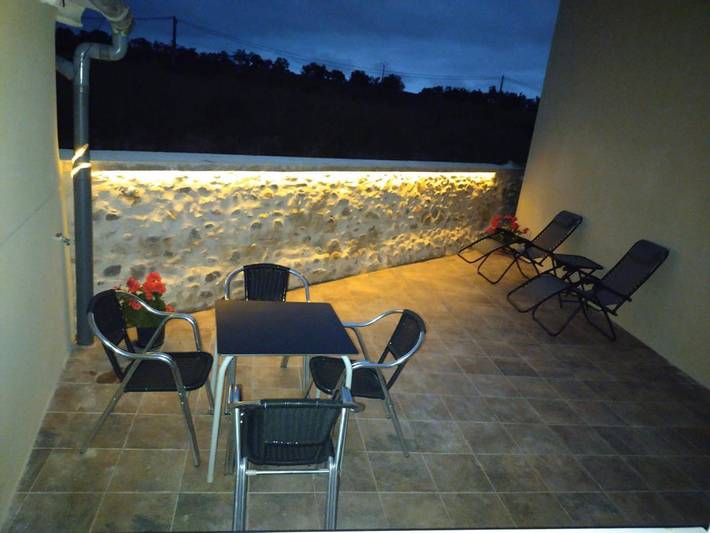 Chalet para 6 personas, con Balcón y Terraza además de Jardín y Piscina en Rioja Alta - 3