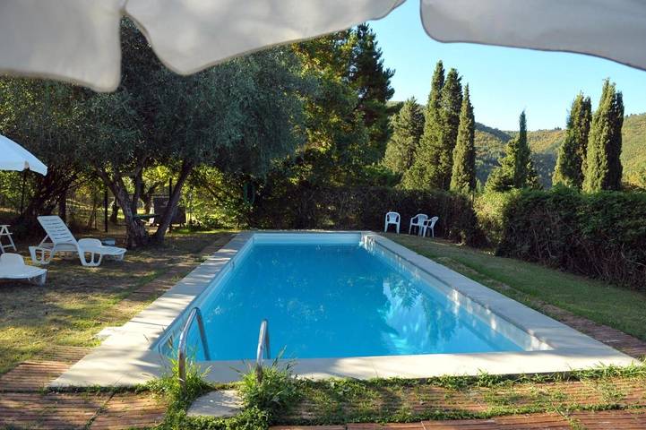 Villa para 5 pessoas, com Jardim e Piscina e ainda Vista em Londa