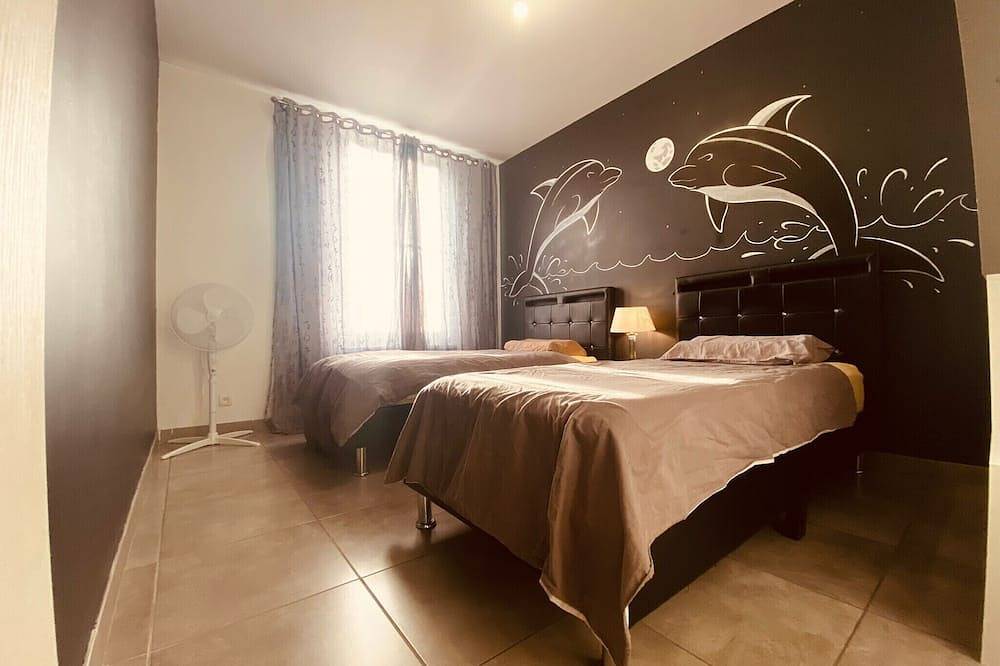 Villa proche du centre ville, à proximité de tout commerces et des plages in Rochefort, Région de Rochefort