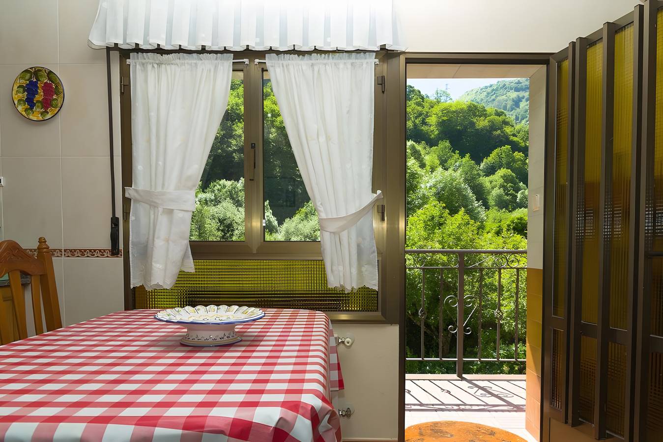 Apartment 'La Veiga 1' mit 4 Schlafzimmern in La Riera in Somiedo, Cordillera Cantábrica
